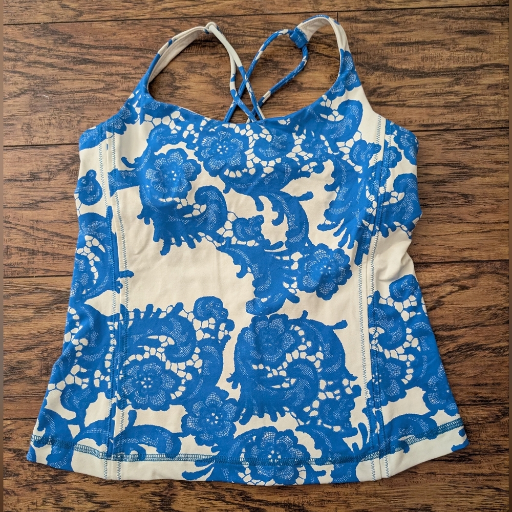 Lululemon Free To Be Blue and White Floral Tank Top